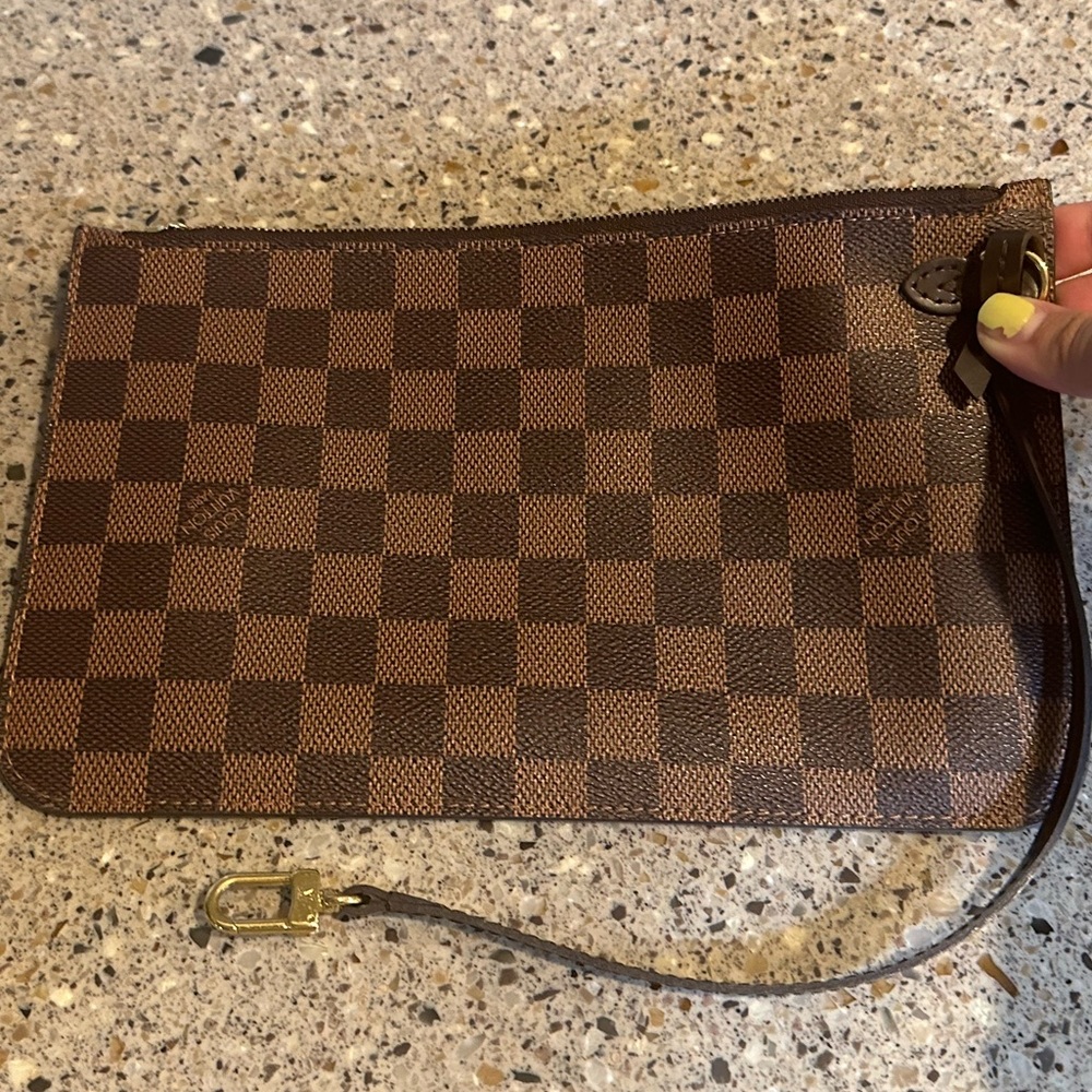 Louis Vuitton Canvas Neverfull GM Pochette
